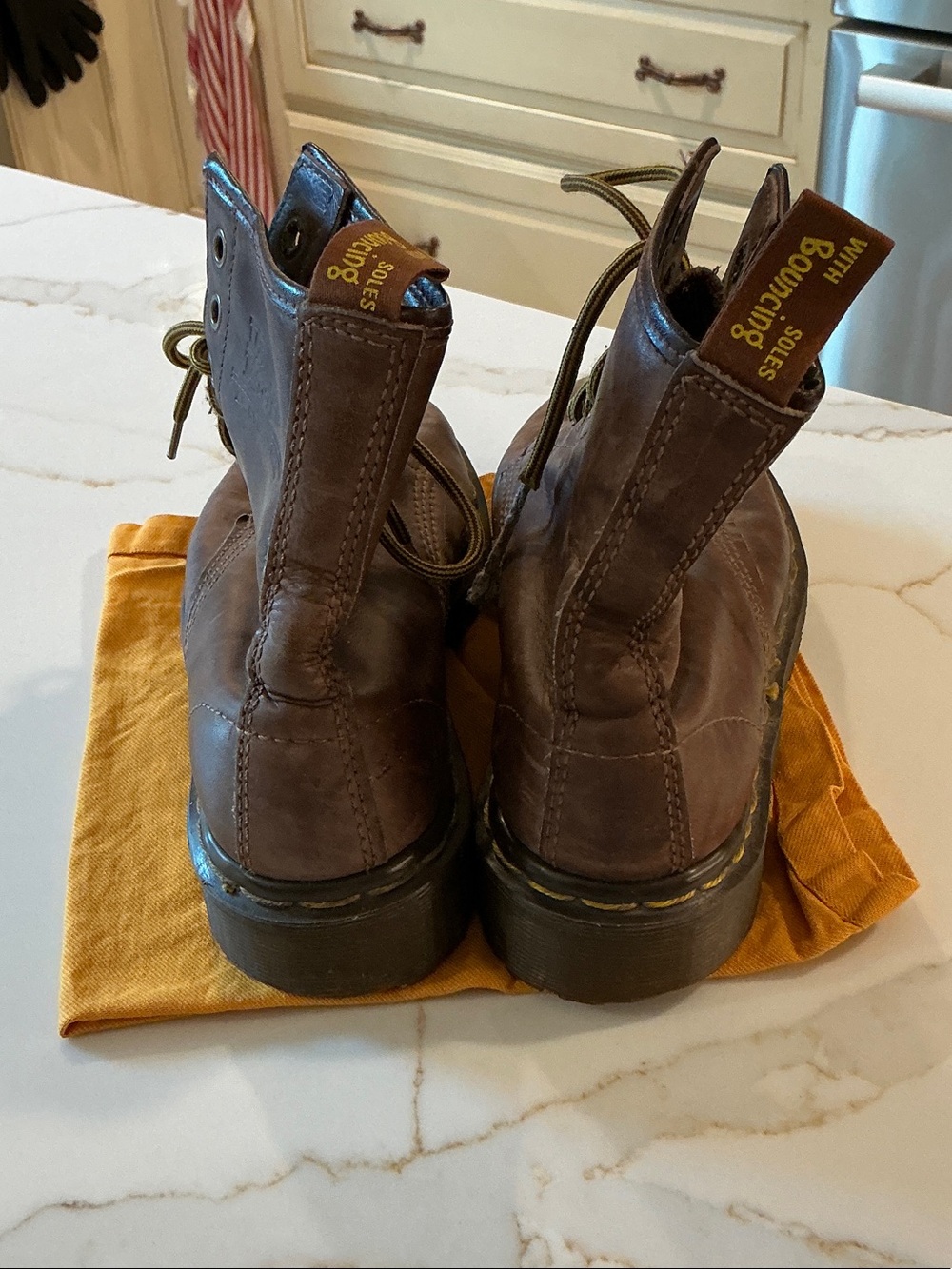 Dr. Martens Women’s Brown Leather Lace-Up Boots - Picture 4 of 5